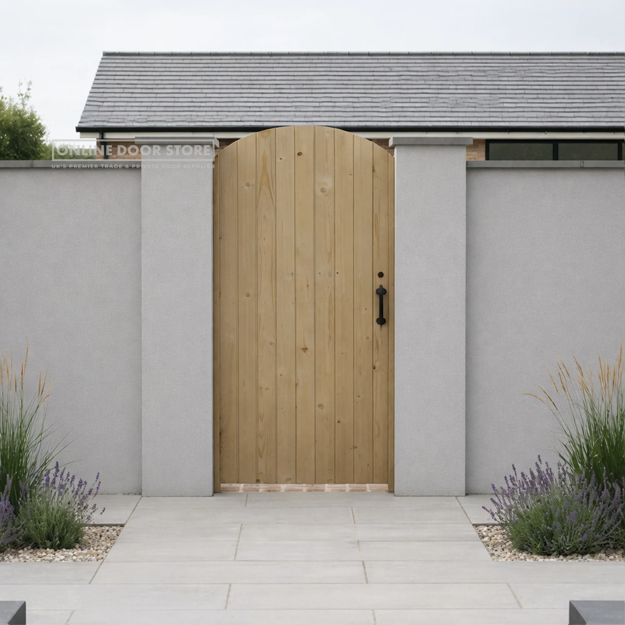 XL Joinery Ledged & Braced Arched Top External Pine Gate - Image 2